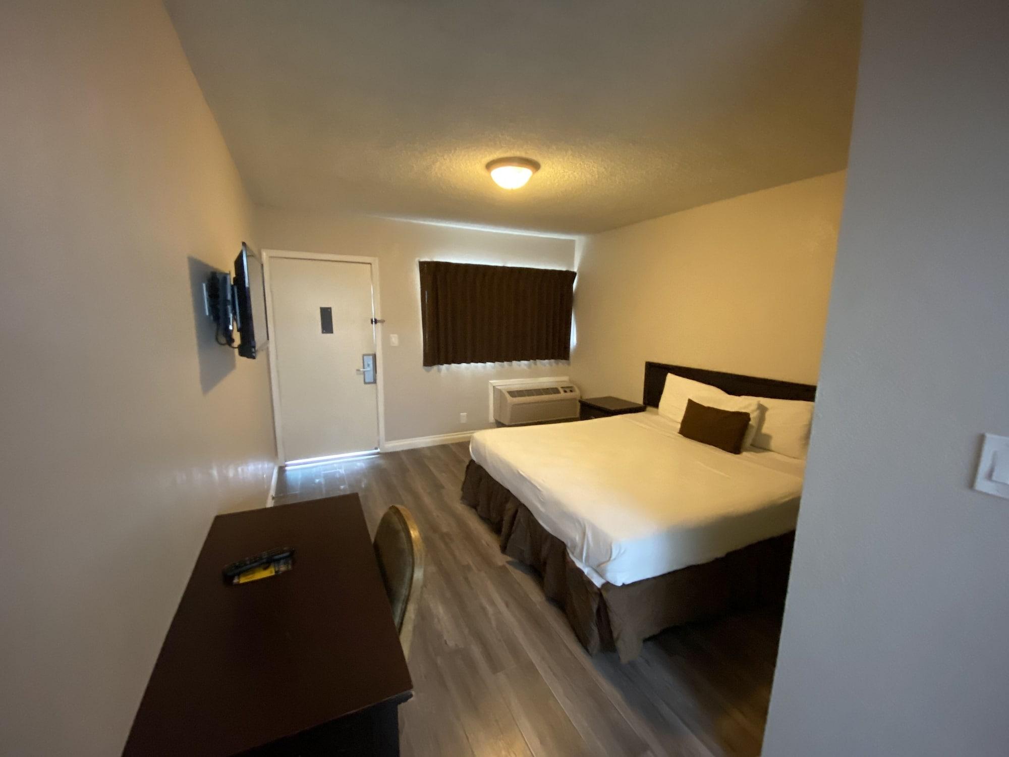 Anaheim Executive Inn & Suites Exterior photo